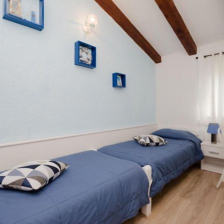 Apartment Josip Пломин Екстериор снимка