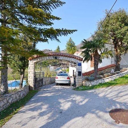 Apartment Josip Пломин Екстериор снимка